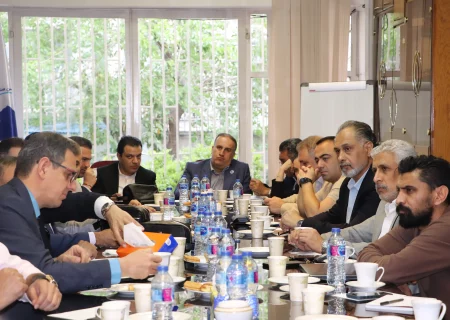 برگزاری نشست هم اندیشی بخشهای  فورواردری  و جاده ای در انجمن ایران