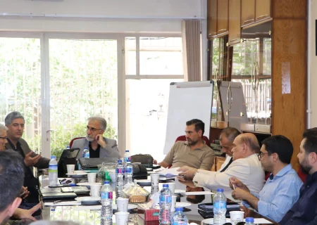 شانزدهمین نشست بخش فورواردری  در انجمن ایران برگزار شد