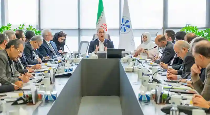 هم‌اندیشی برای ترخیص کانتینرهای متوقف‌شده در بنادر پاکستان
